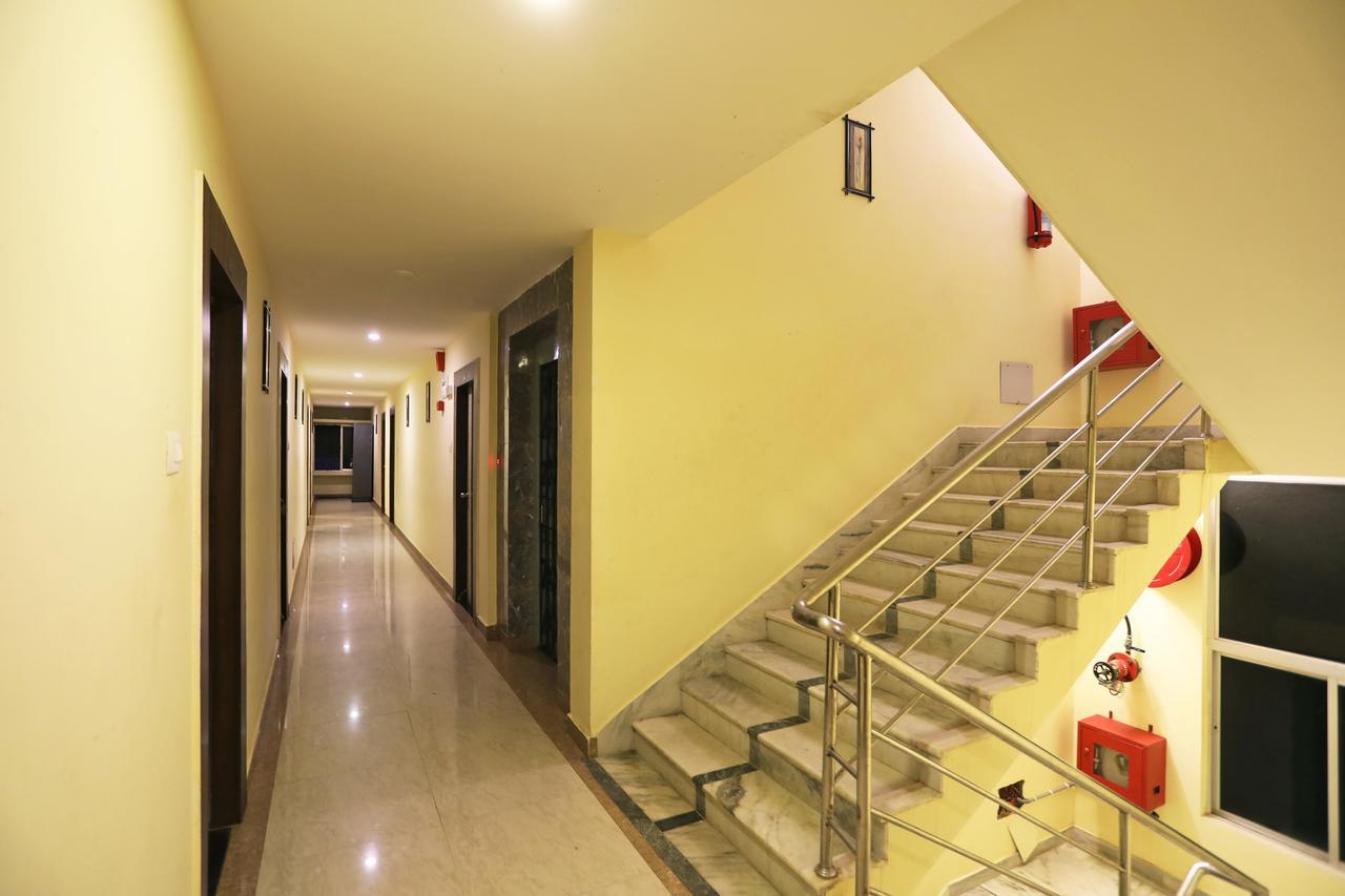 Oyo 15206 Hotel Sonar Gaon Puri Eksteriør bilde