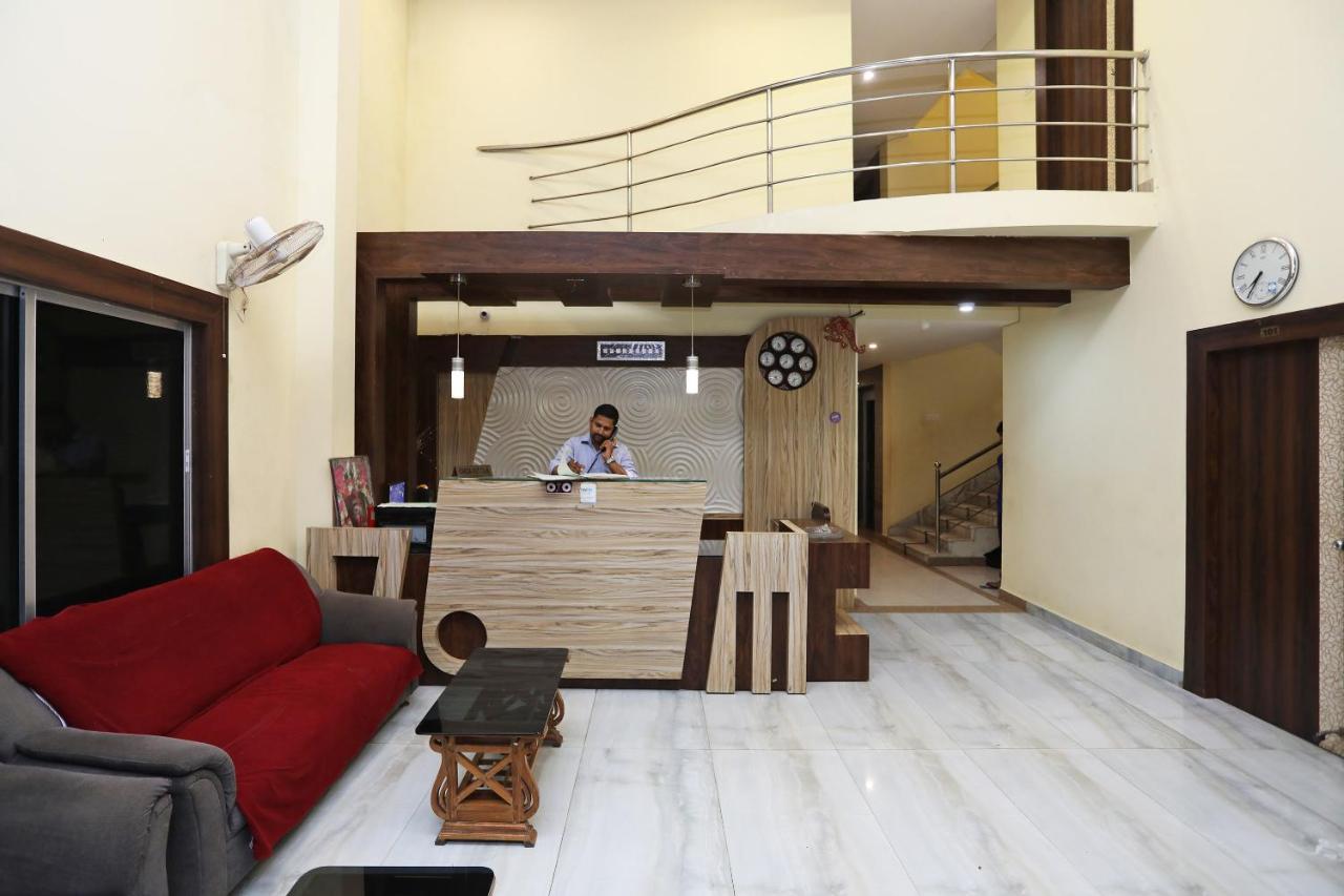 Oyo 15206 Hotel Sonar Gaon Puri Eksteriør bilde