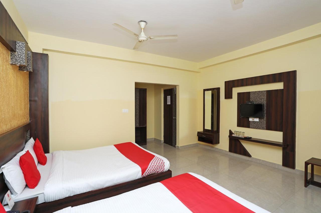 Oyo 15206 Hotel Sonar Gaon Puri Eksteriør bilde